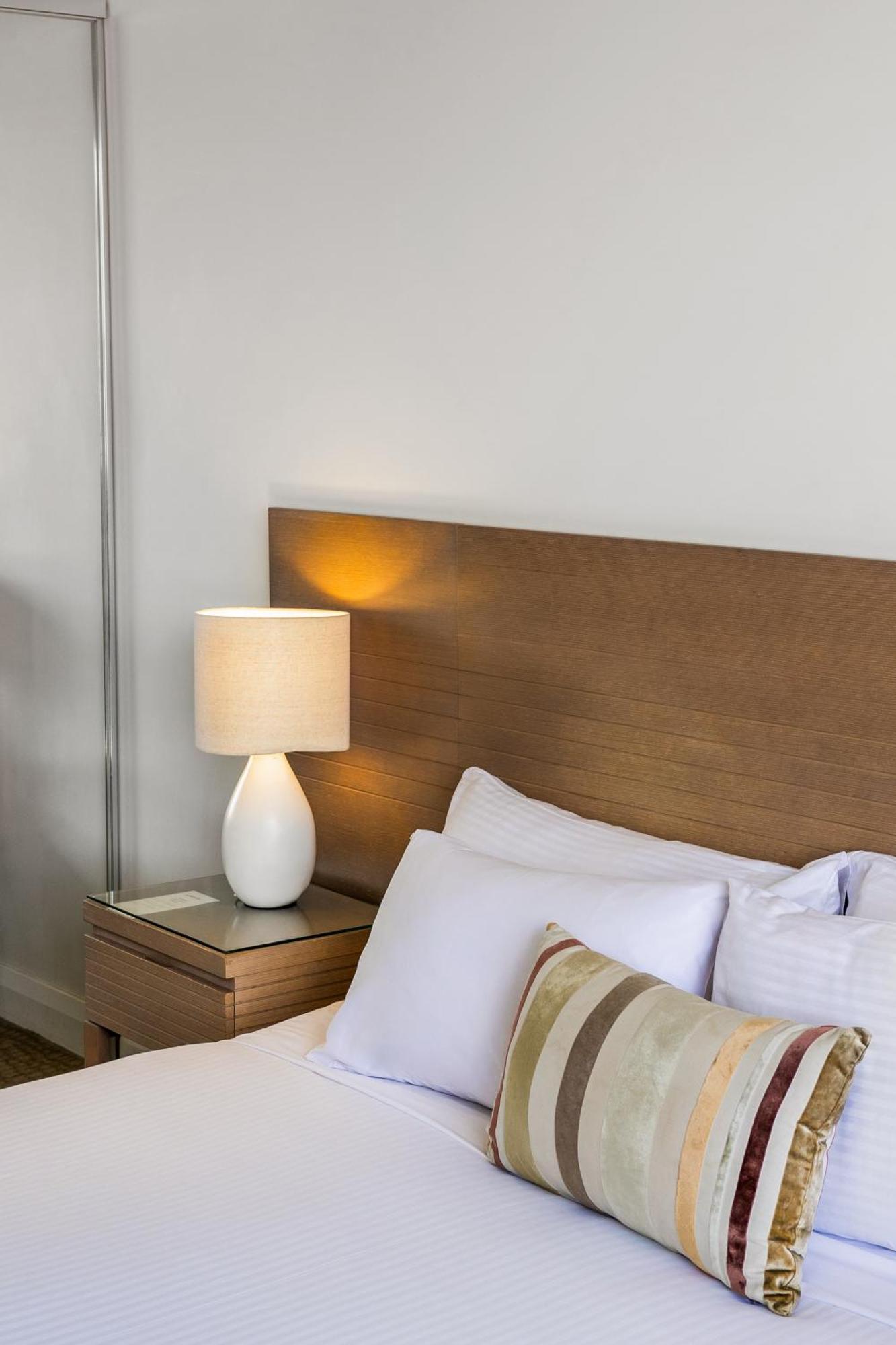 Oaks Redcliffe Mon Komo Suites Exterior foto